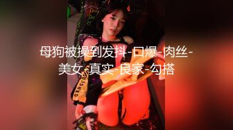 家中沙发上先把肥臀性感的漂亮美女玩弄到快高潮,高清