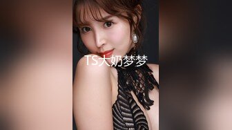 【闻闻酱】纯欲少女校花级美女无套约啪，快看这粉嫩的小菊花，翘起白白的玉臀，真想插进去爽一下 (1)