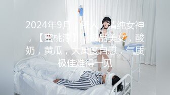 [MP4/ 211M] 熟女妈妈 你喜欢肉乎乎的多毛大肥鲍鱼 还是无毛一线天大肥鲍鱼