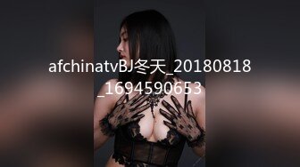 [MP4/3260M]8/1最新 酒店拍摄女体艺术摄影师各种咸猪手玩弄饱满肥厚阴唇VIP1196